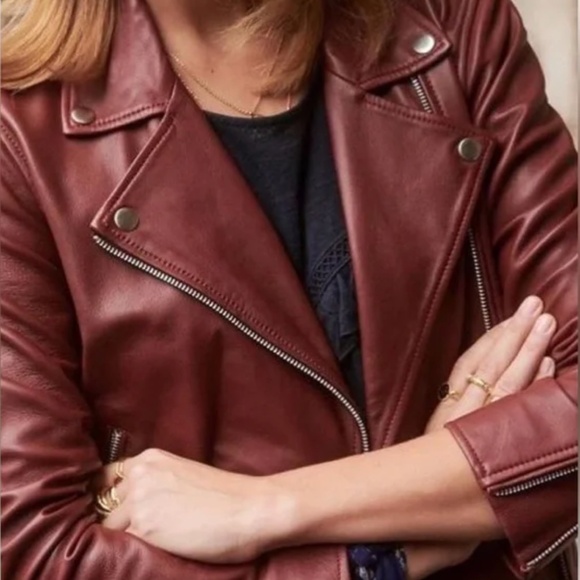 Sezane NWOT Zig classic flattering Leather motorcycle Jacket 36 💕 - Picture 3 of 9
